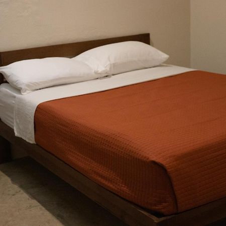 Aparthotel Xuva à Mérida Extérieur photo