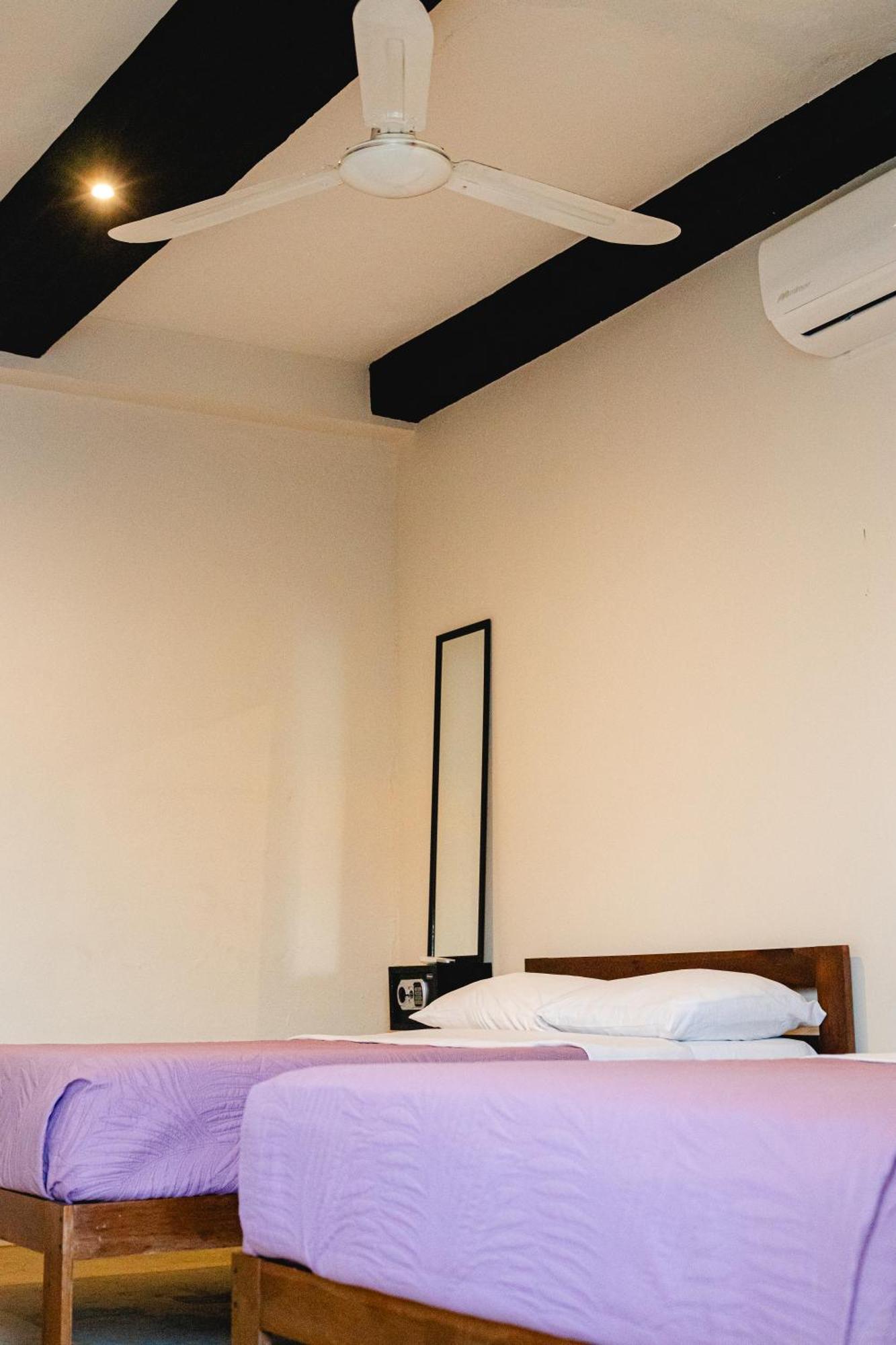 Aparthotel Xuva à Mérida Chambre photo